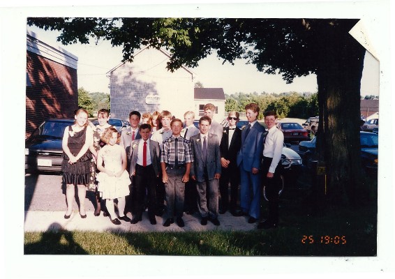 grade8_grad'sSt.Joseph.jpg